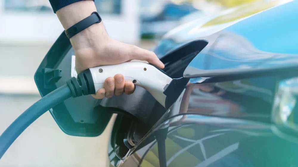 Electric vehicles - Electric vs. Gas: The Economics of Owning an Electric Vehicle Long-Term