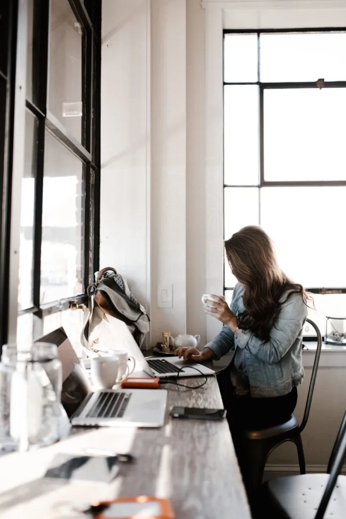 Selling photos online - The Best Platforms to Sell Photos Online and Earn Money
