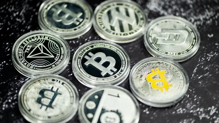 Crypto Market Value Drops - Crypto Market Value Drops 30% as Trump Tariffs Spark Global Economic Turmoil