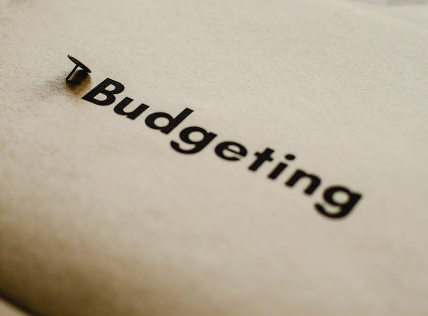 Abstract representation of making money photography online