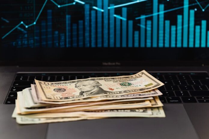 How to Make Money Online with Affiliate Marketing: A Beginner's Guide