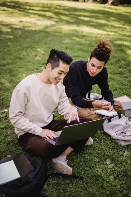 launch a six-figure online course